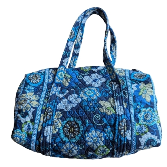 Vera Bradley blue floral quilted duffel bag - Picture 1 of 5